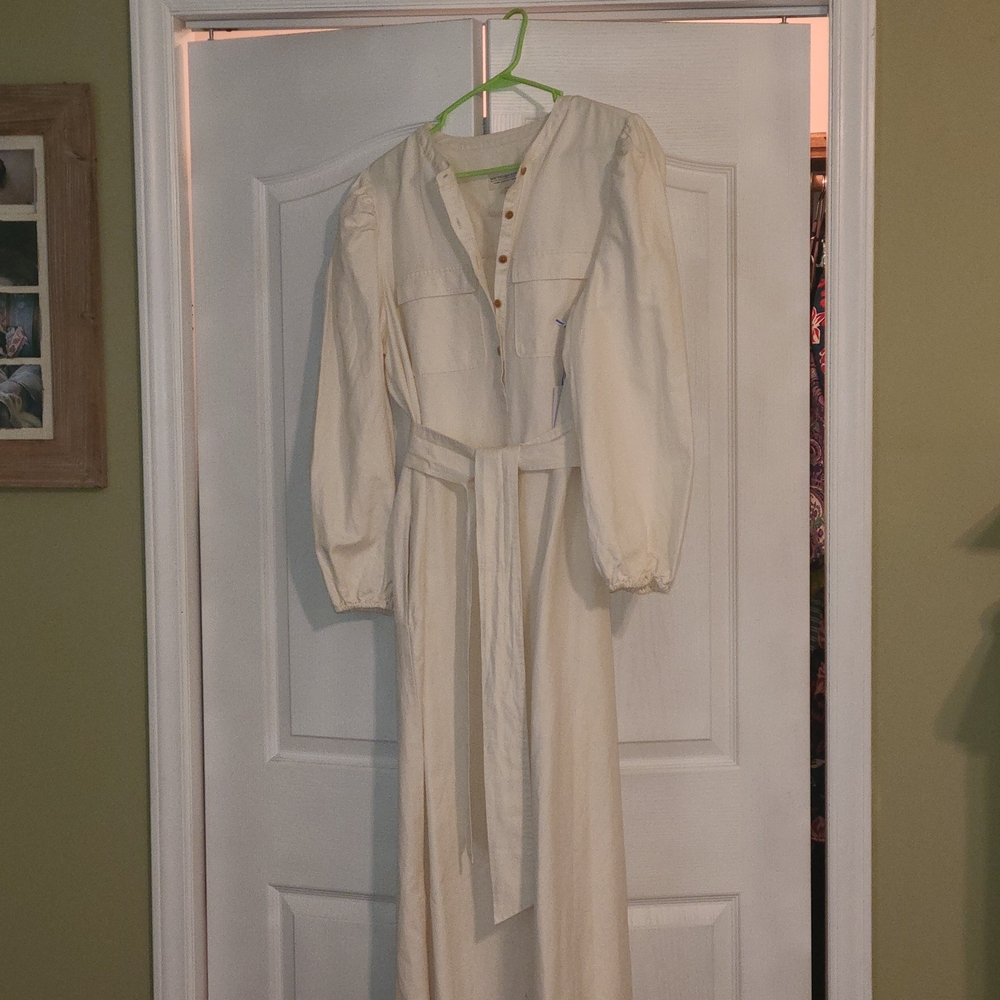 Southern Tide Cream Maxi Dress with Belt